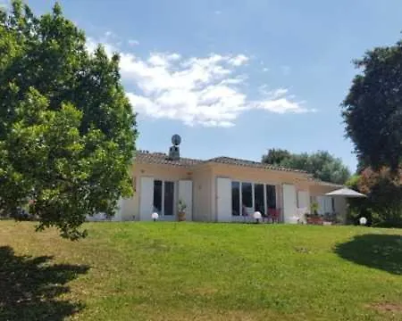 A Merendella, Avec Vaste Jardin Arbore, Vue Mer, Acces Direct