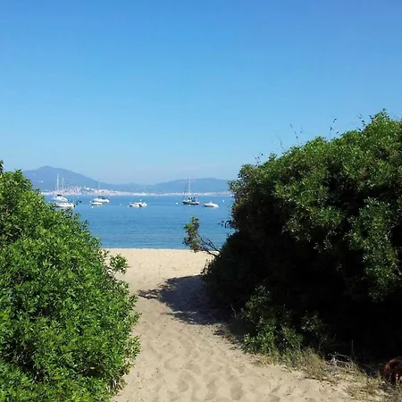 A Merendella, Avec Vaste Jardin Arbore, Vue Mer, Acces Direct וילה Pietrosella