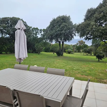 Villa A Merendella, Avec Vaste Jardin Arbore, Vue Mer, Acces Direct *